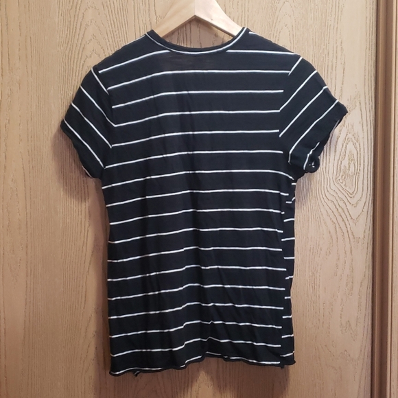 hippie laundry black white stripe tee vneck Size Medium - Picture 5 of 9